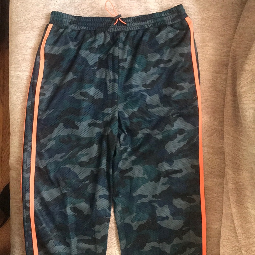CAMO SET - Picture 2 of 4
